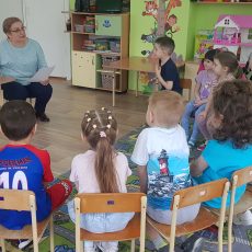 дети в саду. группы дошкольного развития. дети дошкольного возраста. занятия в детском саду. дети в детском саду.